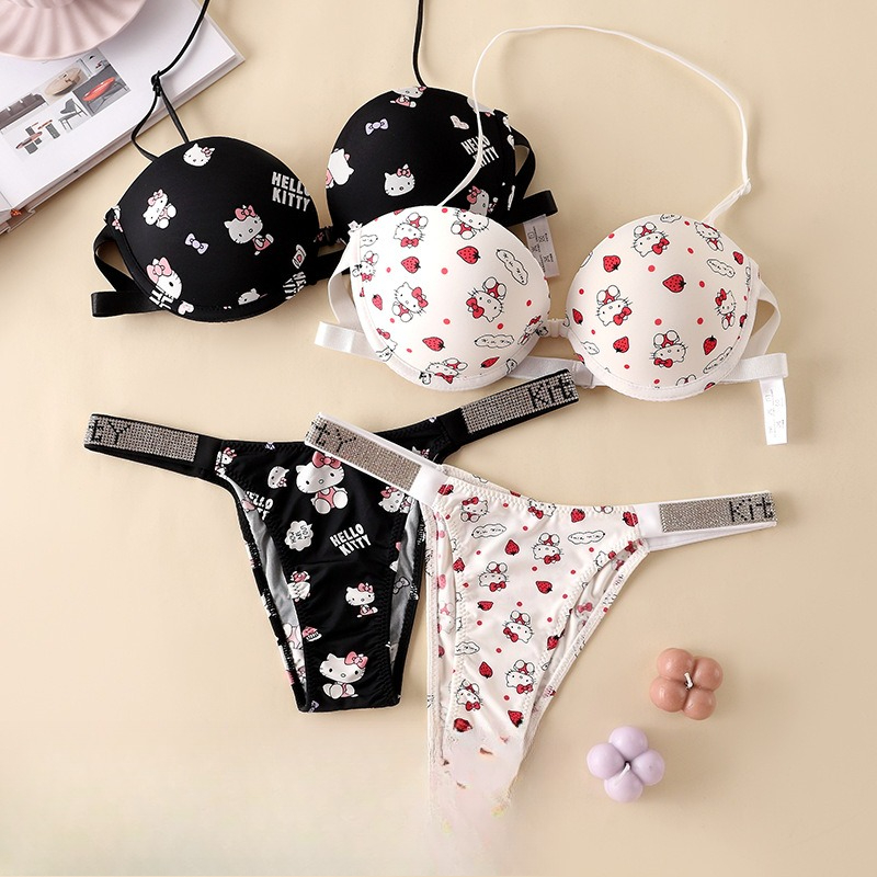 Summer Cloth - Hello Kitty Yeni Karikatür Straplez Askılı